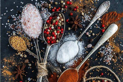 味精是谁发明的?来自于哪个国家? 味精是谁发明的?来自于哪个国家?