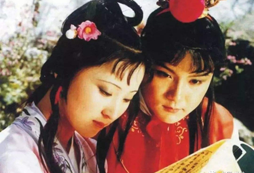 贾宝玉的性格特点分析 贾宝玉的性格特点四字 贾宝玉的性格特点分析 贾宝玉的性格特点四字