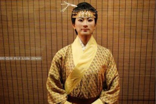 辛追为什么那么吓人?看看辛追刚出土时图片就知道了 辛追为什么那么吓人?看看辛追刚出土时图片就知道了