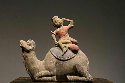 双眼皮都是胡人后代吗 双眼皮到底是汉人还是胡人