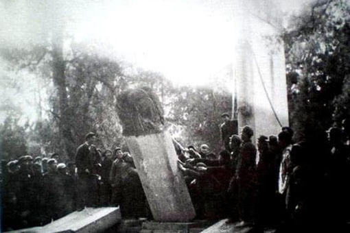 袁崇焕墓是空的?袁崇焕墓里有遗骸么? 袁崇焕墓是空的?袁崇焕墓里有遗骸么?