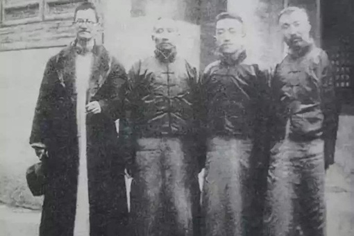 胡适简介 胡适是个什么人物 胡适简介 胡适是个什么人物