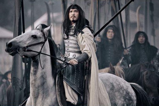 五虎上将里面,谁的官职最高