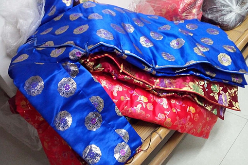 老人死后寿衣由谁穿上