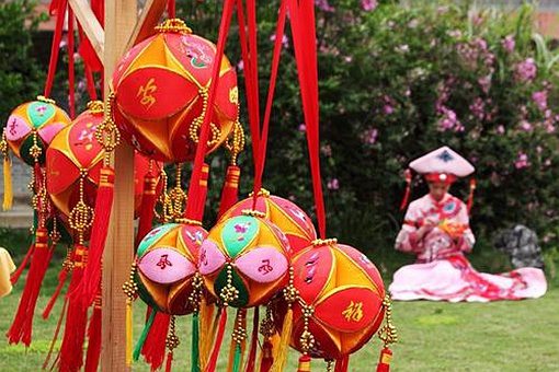 壮族三月三的由来50字 壮族三月三的传说简短故事