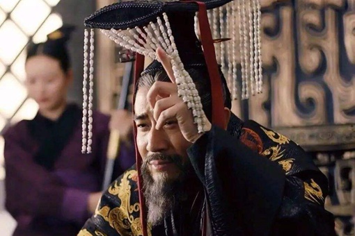 何以解忧唯有杜康什么意思?曹操说的“杜康”指的是谁? 何以解忧唯有杜康什么意思?曹操说的“杜康”指的是谁?