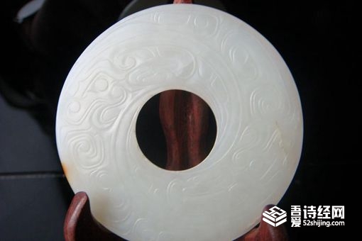 和氏璧是不是绿松石 和氏璧和绿松石有什么关系