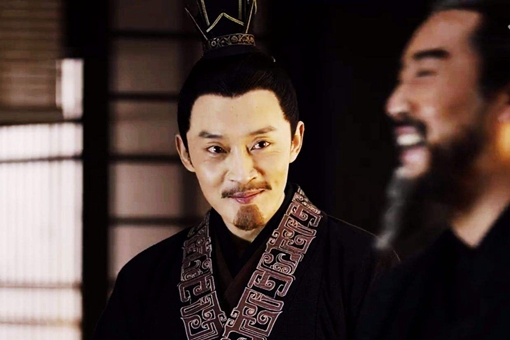 郭嘉和司马懿谁厉害?鬼才郭祭酒也怕冢虎狼顾之视? 郭嘉和司马懿谁厉害?鬼才郭祭酒也怕冢虎狼顾之视?