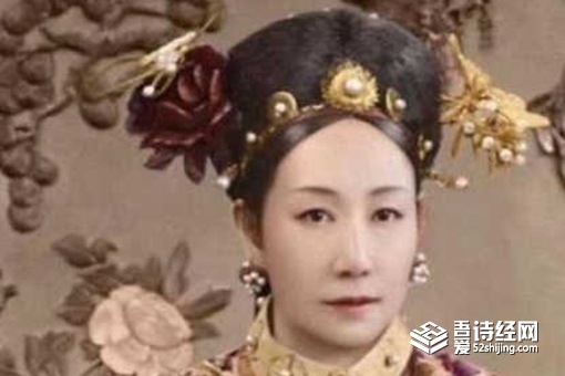 慈禧和李莲英共同沐浴是真的吗?,慈禧比李莲英大多少岁