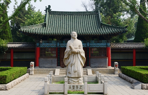 孙子最后怎么死的?孙武打败楚国以后做什么去了? 孙子最后怎么死的?孙武打败楚国以后做什么去了?