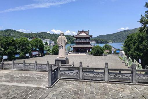 端午节屈原的故事传说 端午节关于屈原的故事 端午节屈原的故事传说 端午节关于屈原的故事