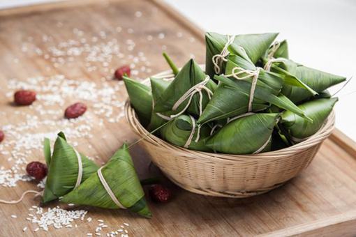 端午节屈原的故事传说 端午节关于屈原的故事 端午节屈原的故事传说 端午节关于屈原的故事