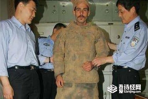 孩子去看兵马俑吓到了 带孩子看兵马俑好吗 孩子去看兵马俑吓到了 带孩子看兵马俑好吗