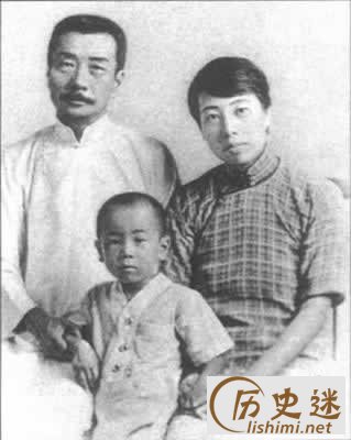 鲁迅在上海病逝（TodayOnHistory.com）