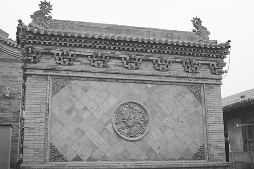 不撞南墙不回头的南墙是什么意思