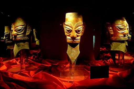 蚕丛及鱼凫 开国何茫然的蚕丛和鱼凫是指什么 蚕丛及鱼凫 开国何茫然的蚕丛和鱼凫是指什么