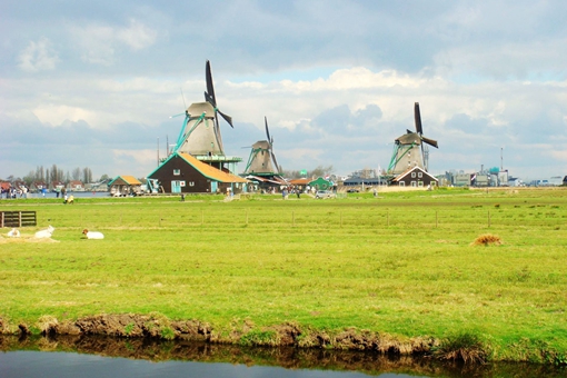 风车之国是哪个国家?风车之国的风车是用来做什么的? 风车之国是哪个国家?风车之国的风车是用来做什么的?