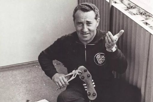 阿迪达斯创始人是谁 阿迪达斯是怎么出名的