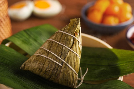 为了让煮出来的粽子更美味,下锅时最好用冷水还是热水