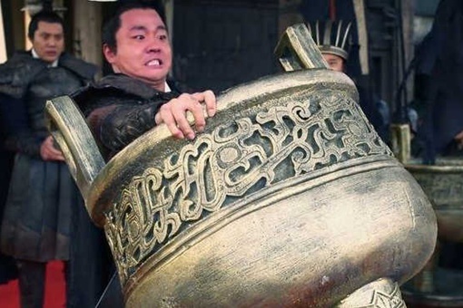 秦武王赢荡为什么在洛阳被砸死了