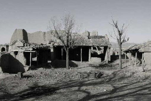 为什么古人都很忌讳睡在古庙