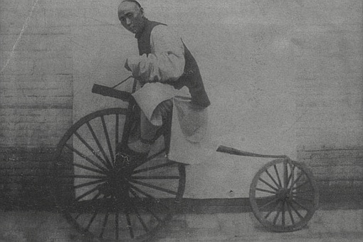 长津湖战役中为什么有这个自行车出现?自行车最早什么时候传入中国的?