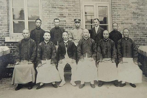 韩复榘做了些什么事?为何说韩复榘的一生就是个笑话? 韩复榘做了些什么事?为何说韩复榘的一生就是个笑话?