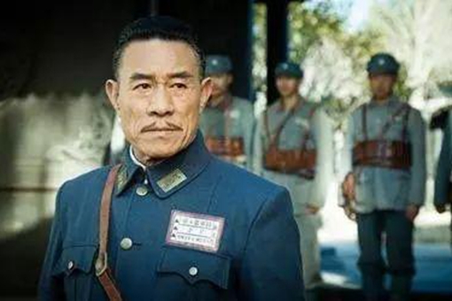 韩复榘做了些什么事?为何说韩复榘的一生就是个笑话? 韩复榘做了些什么事?为何说韩复榘的一生就是个笑话?