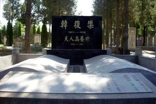 韩复榘做了些什么事?为何说韩复榘的一生就是个笑话? 韩复榘做了些什么事?为何说韩复榘的一生就是个笑话?