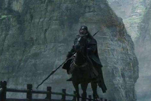 长坂坡之战谁的功劳最大?张飞在当阳桥上吼死了谁? 长坂坡之战谁的功劳最大?张飞在当阳桥上吼死了谁?