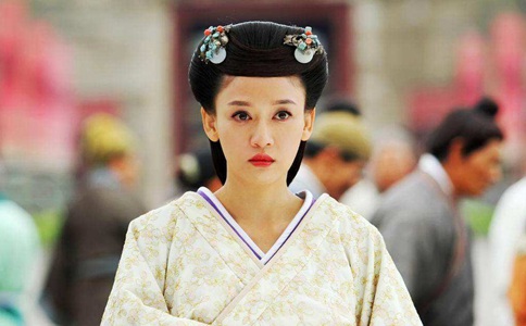 中国历史上第一位皇帝是秦始皇,第一位皇后是谁呢? 中国历史上第一位皇帝是秦始皇,第一位皇后是谁呢?