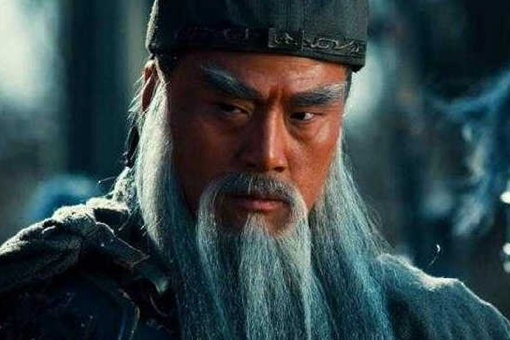 同样是五虎上将关羽为何看不起黄忠