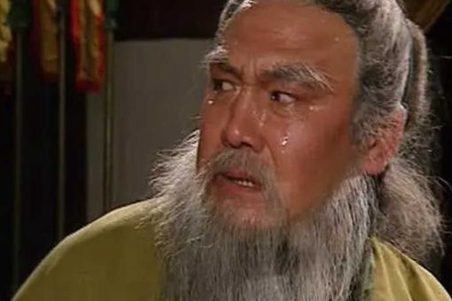 同样是五虎上将关羽为何看不起黄忠