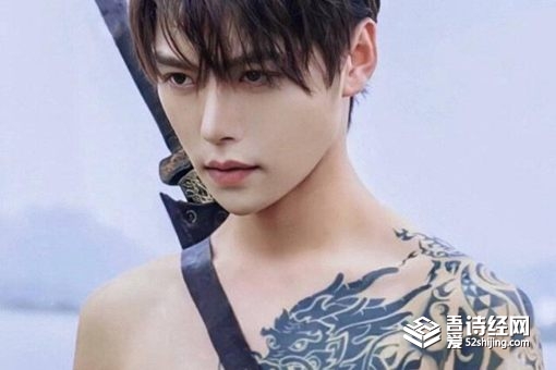 张起灵身上为什么有死人的味道 张起灵身世揭秘